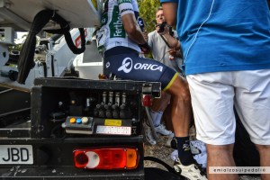 chaves white jersey vuelta alcossebre