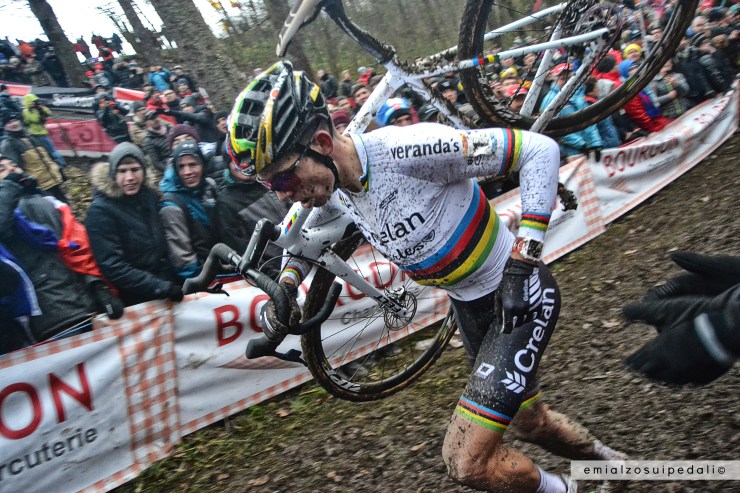 wout van aert foto Namur Ciclocross Coppa del Mondo